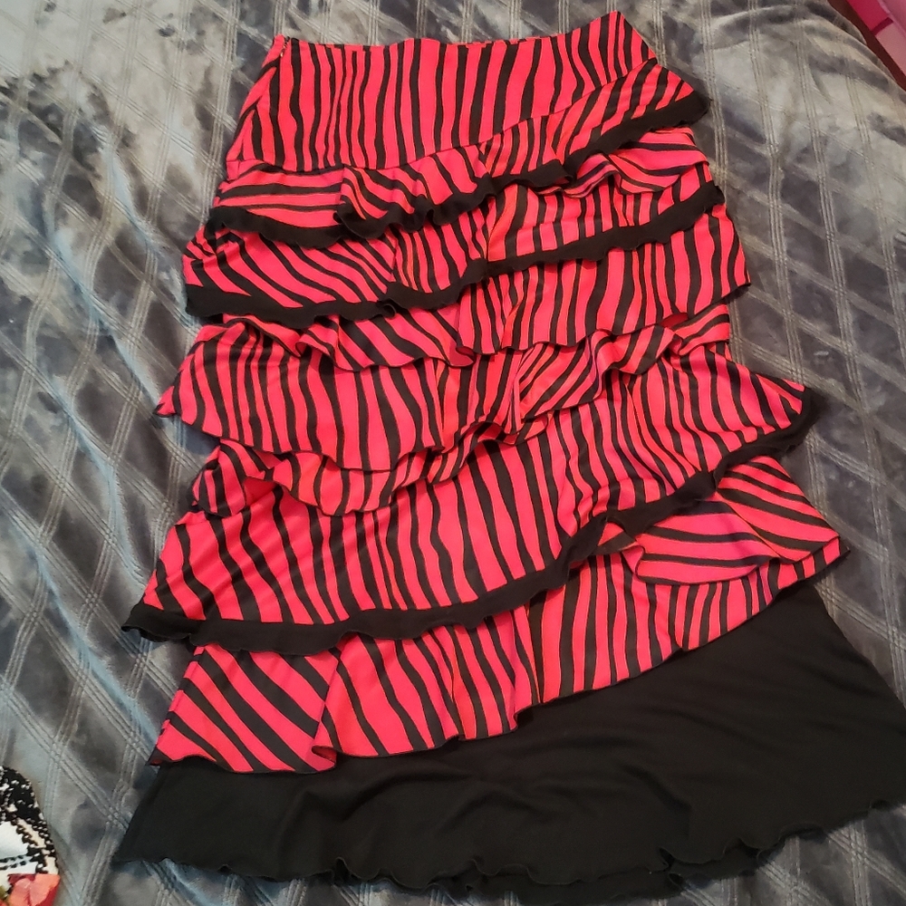 Cute black and red ruffle skirt